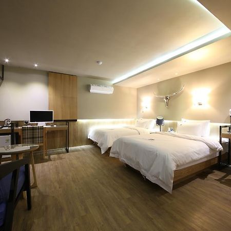 Avenue Hotel Чонджу Экстерьер фото