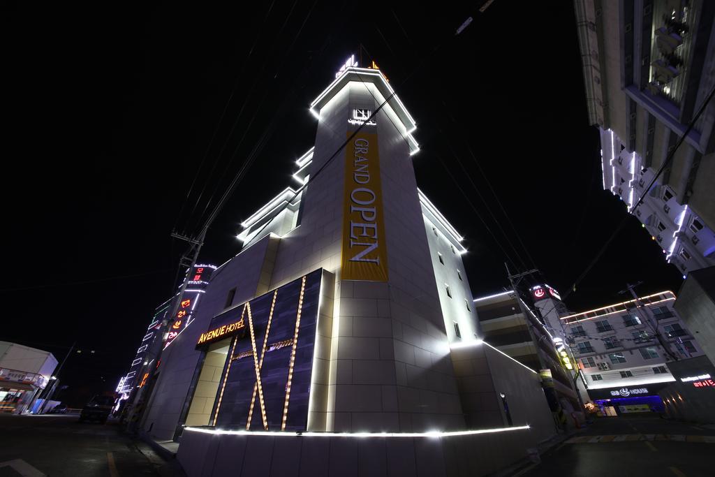 Avenue Hotel Чонджу Экстерьер фото
