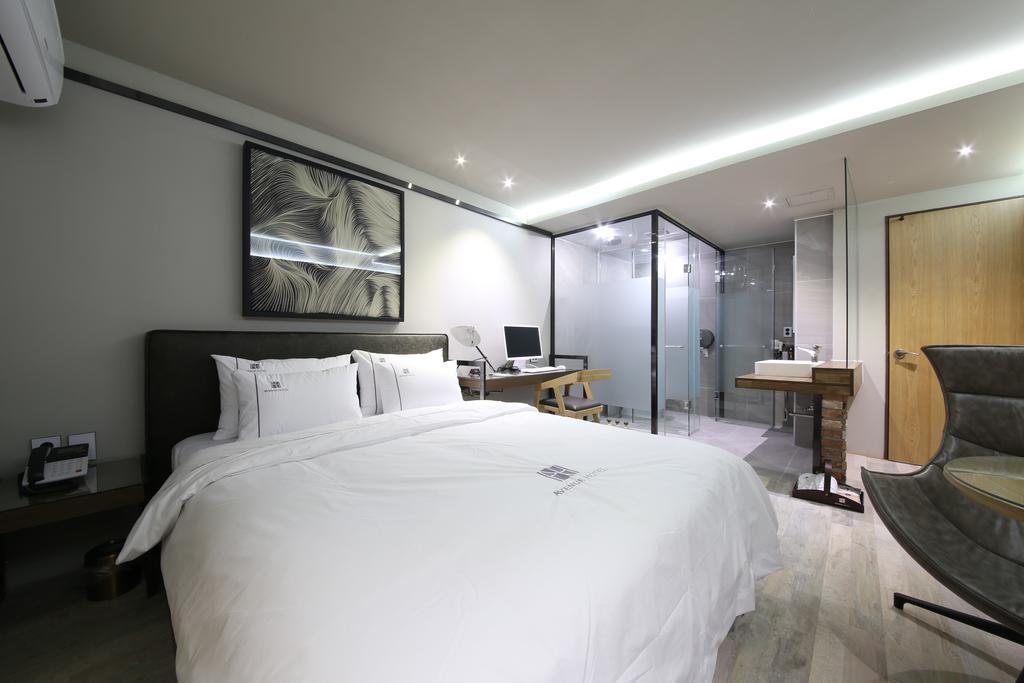Avenue Hotel Чонджу Экстерьер фото