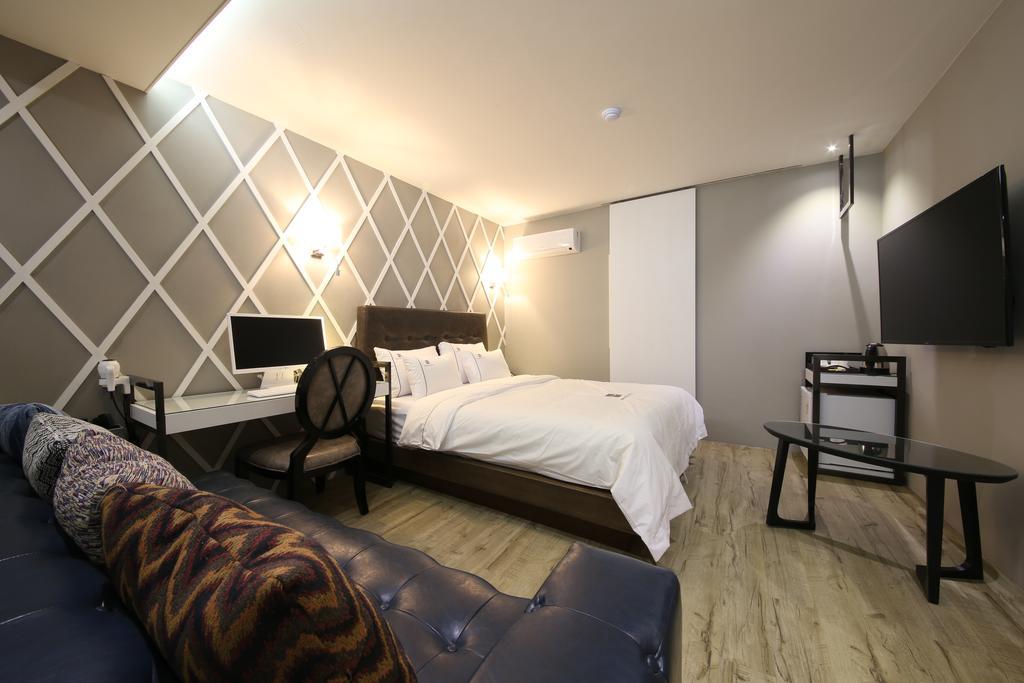 Avenue Hotel Чонджу Экстерьер фото